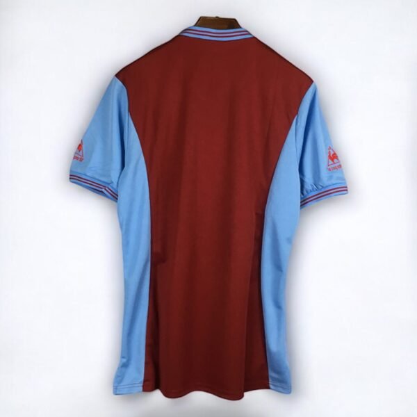 Aston Villa Home 1981-82 - Image 2