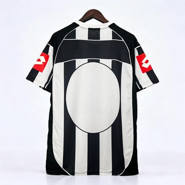 Juventus Home 2002-03 - Image 2